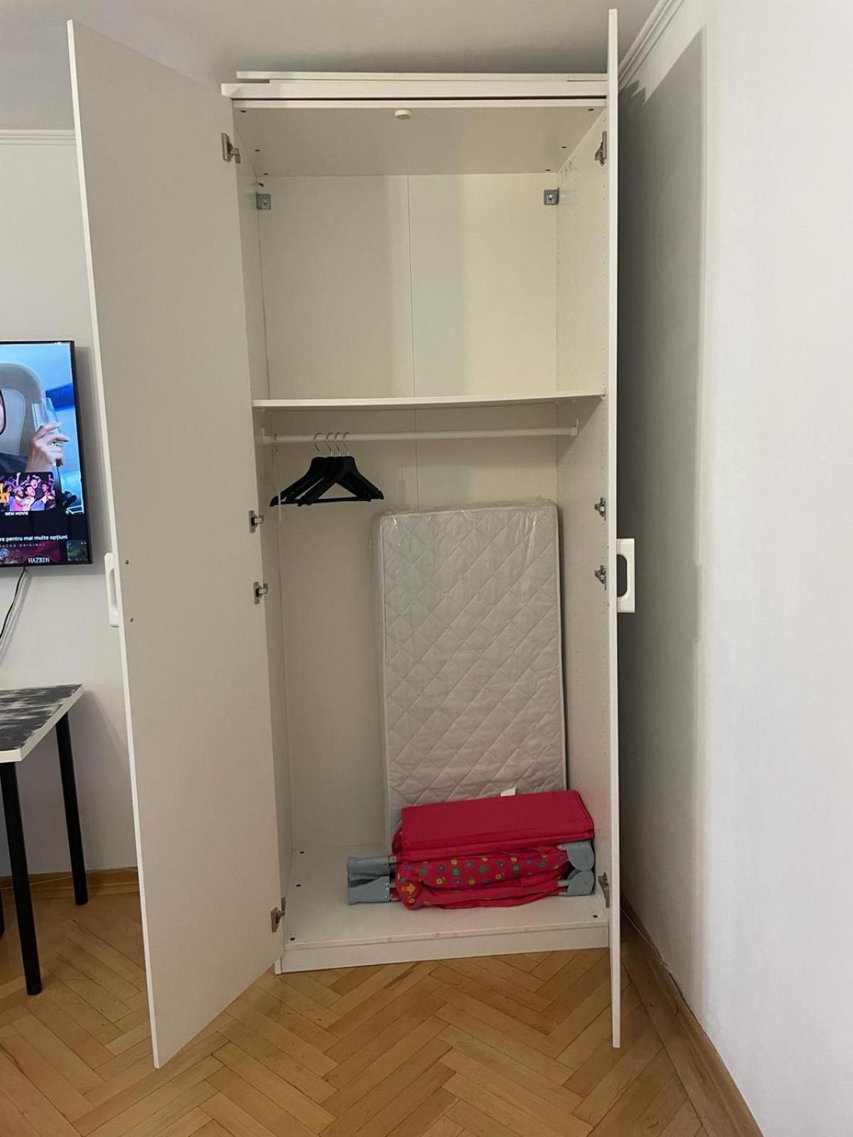 Emm Apartament - 100M Parc Si Metrou Tinererului Bukurešť Exteriér fotografie