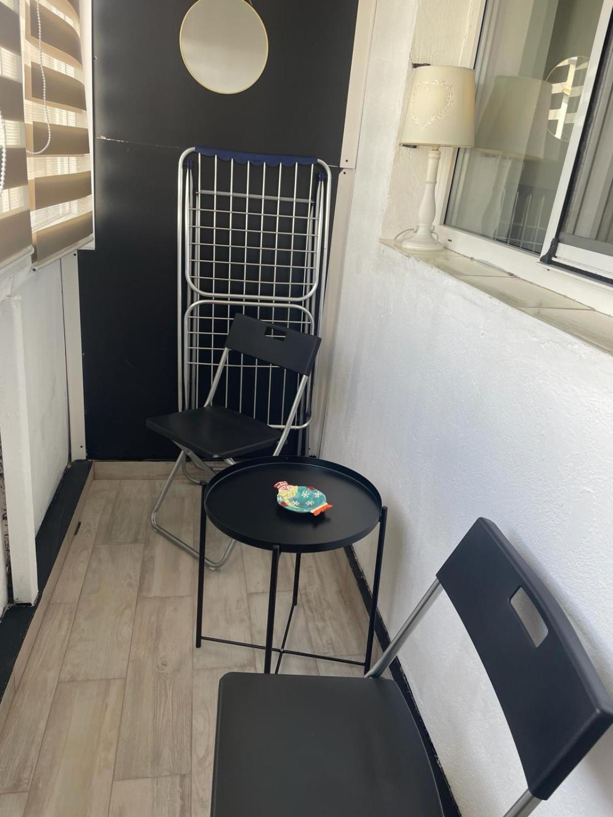 Emm Apartament - 100M Parc Si Metrou Tinererului Bukurešť Exteriér fotografie