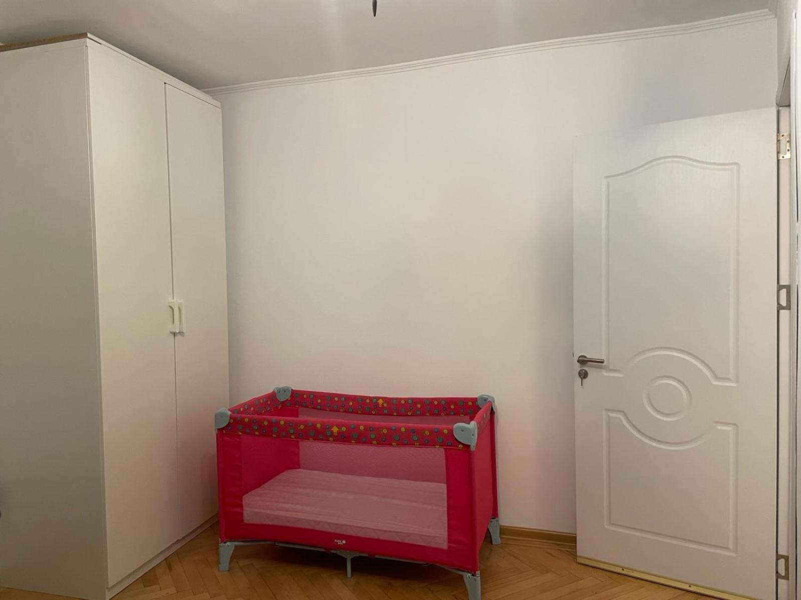 Emm Apartament - 100M Parc Si Metrou Tinererului Bukurešť Exteriér fotografie